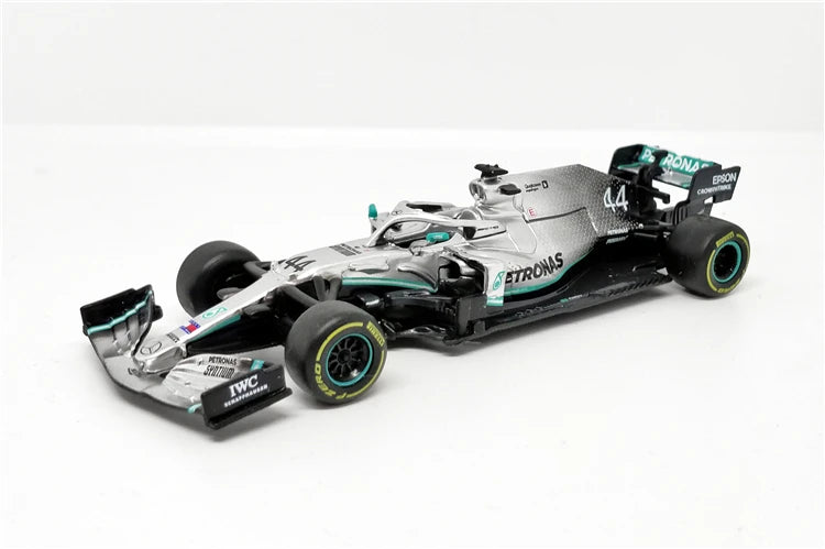 Mercedes 2019 W10 EQ Power Lewis Hamilton e Valtteri Bottas - Fórmula 1 - Colecionáveis 1:43