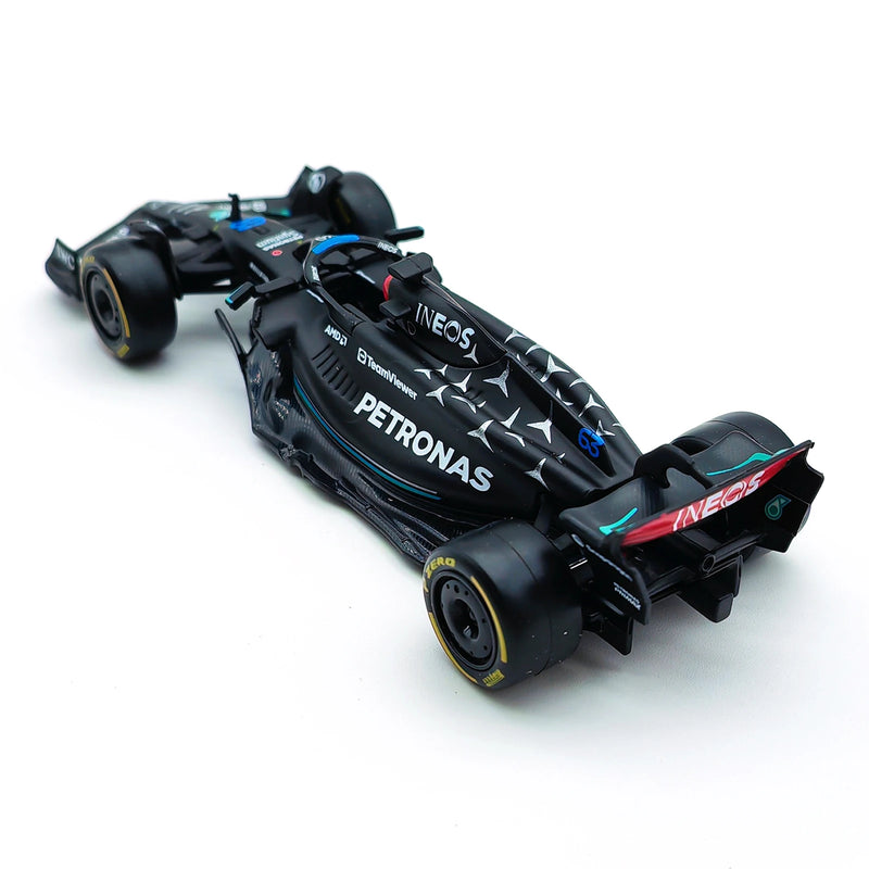 Mercedes 2023 W14 Lewis Hamilton e George Russell - Fórmula 1 - Colecionáveis 1:43