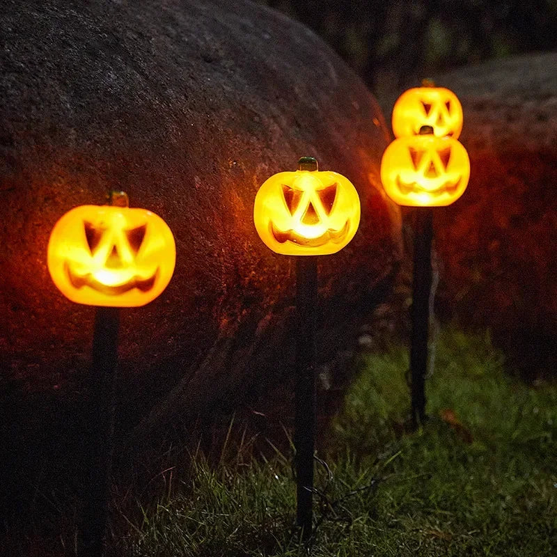 2PCS Solar Powered Lawn Lamp  Set of 5 Cute Ghost lanterns Decorated Halloween Party Decoration For Home bar Atmosphere Decor